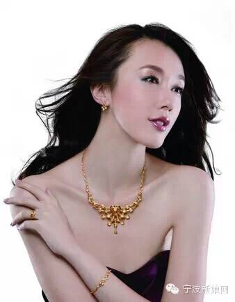 结婚当天需要戴三金首饰吗,新娘婚礼可以戴三金吗