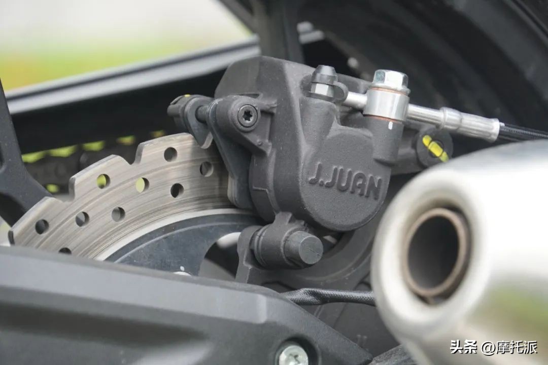 赛科龙re560和金吉拉450怎么选,赛科龙re560和无极525ac买哪个