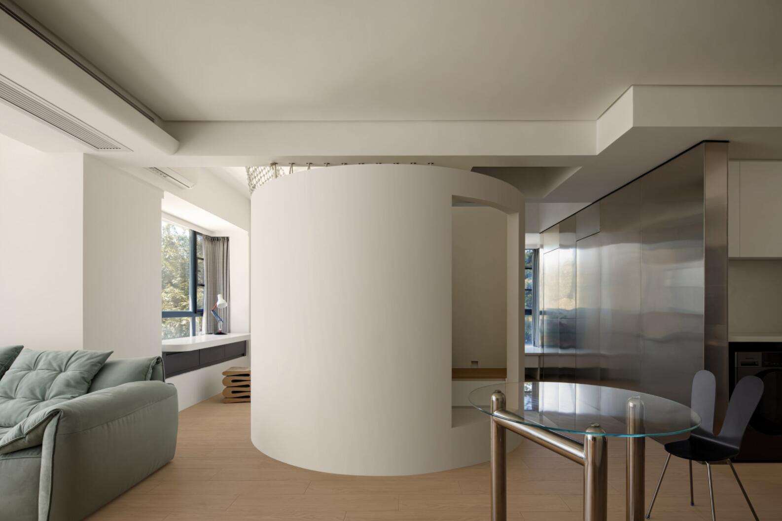 建造一个充满友善的岛屿,夫妻花30年建造海上小岛