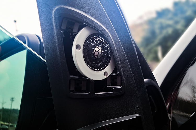 奔驰gle改英国之宝音响,奔驰gle升级音响