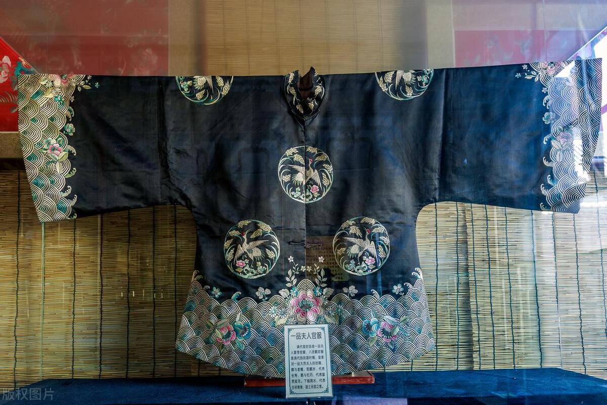 历朝官服变化,评价历朝历代官服