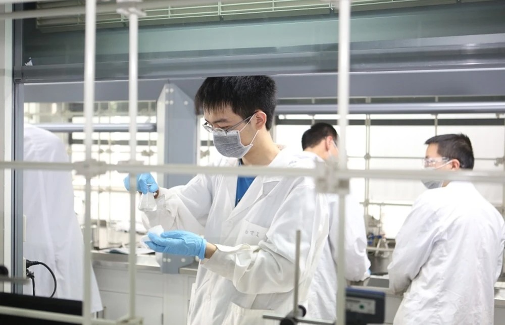 科研仪器上的战争，要先付钱才上门维修，哪家企业敢这么蛮横？