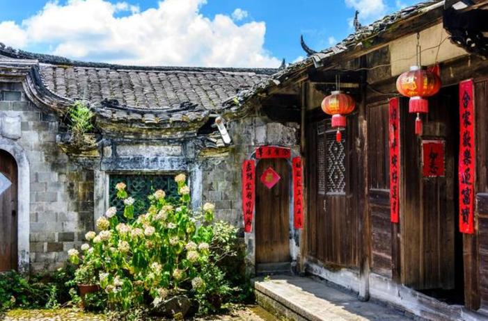 中国姓氏排名第一村,中国人口第一村