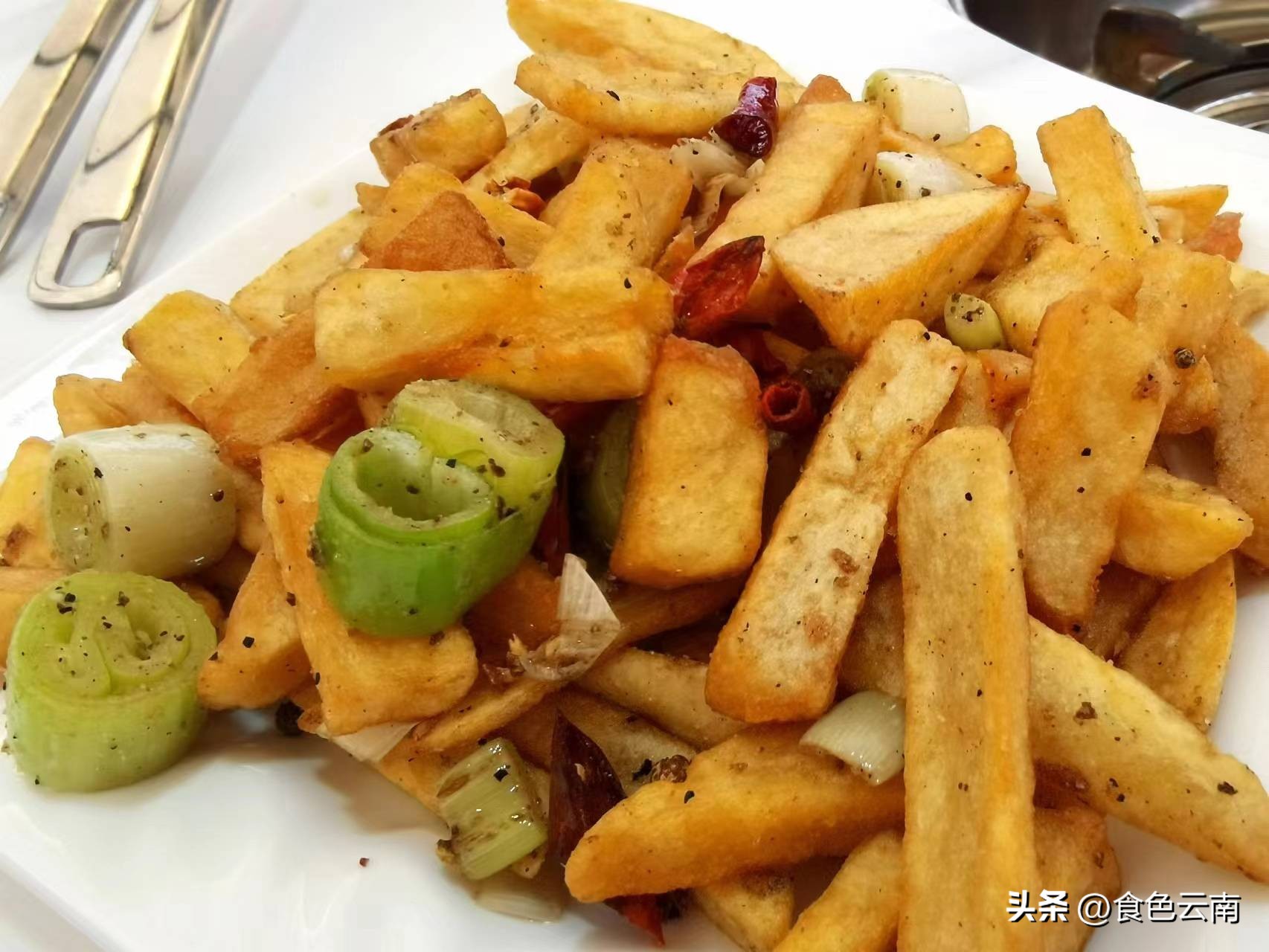 菌海森林野生菌火锅西双版纳,西双版纳野生菌推荐