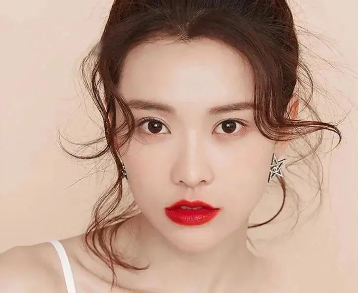 迪奥口红色号推荐999哑光,迪奥口红色号999哑光