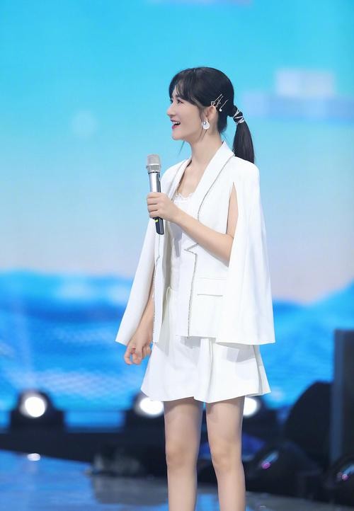 谢娜：从万人捧到“万人嫌”，离开快乐大本营有苦衷，我也不想走