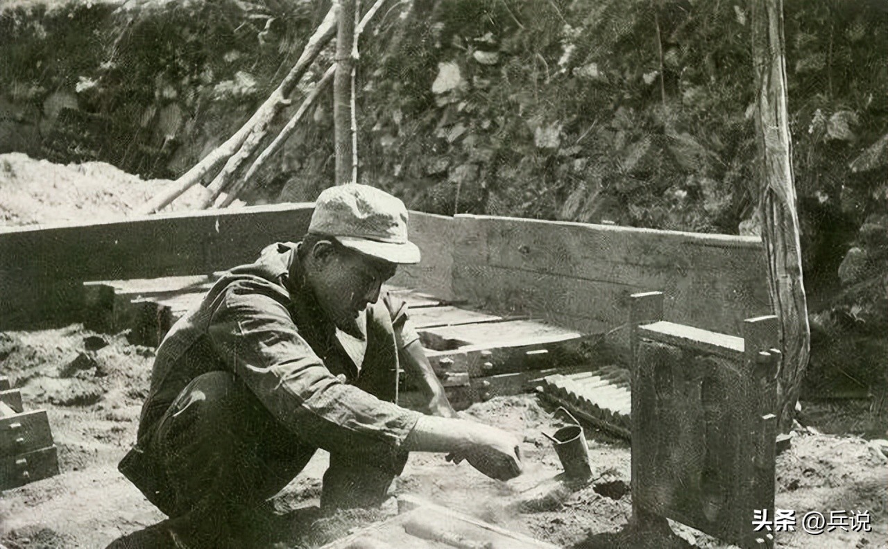 周公追悼会,周公参加葬礼