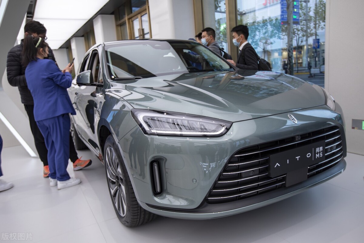 华为p50pocket外观详细介绍,华为p50pocket会比官方售价高吗