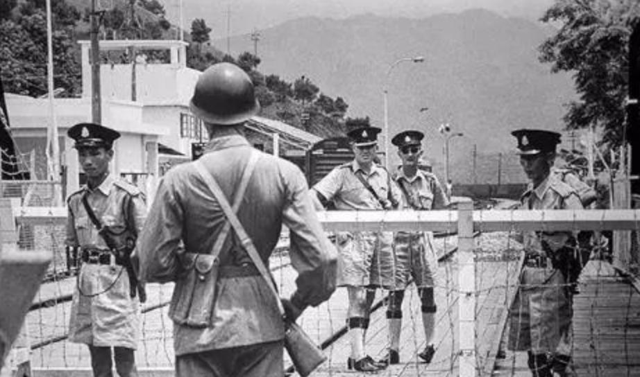 1949年我国为何不用*力武**收复香港？