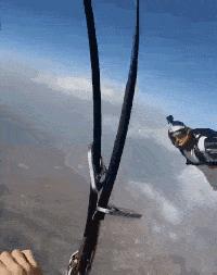 女朋友平胸是什么心理,女朋友是平胸怎么形容