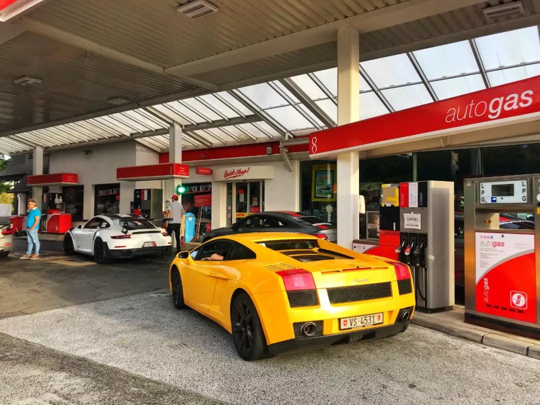 开车去欧洲的路上视频,开车去欧洲的完整视频