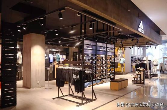 耐克阿迪达斯折扣店代理模式,加盟阿迪达斯专卖店得多少钱