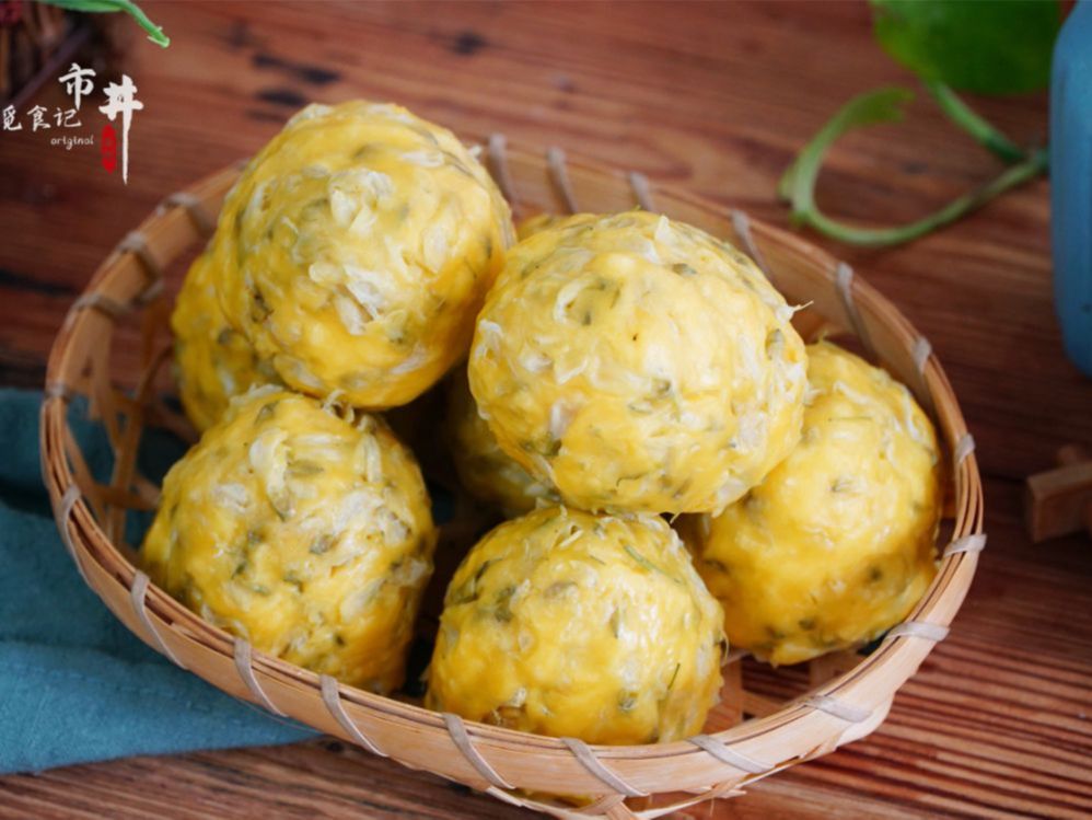 紫色的槐花和白色的槐花是一样吗,粉白色槐花是什么