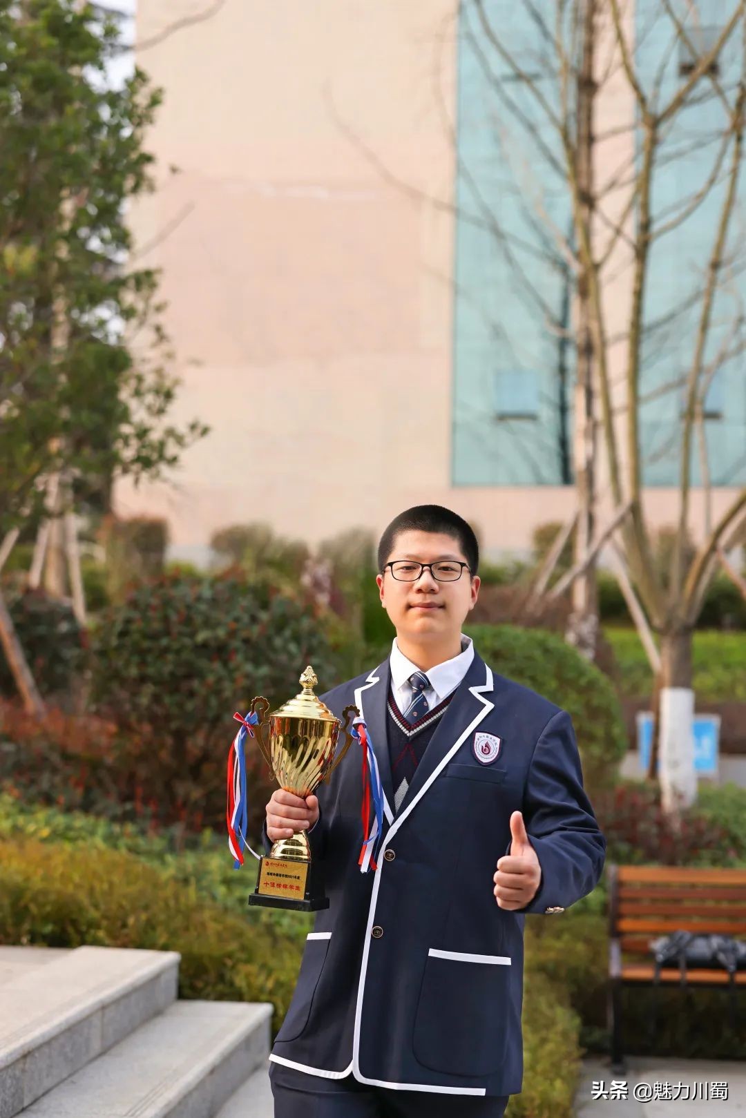 不好意思让大家久等了日语,不好意思让各位久等了日语