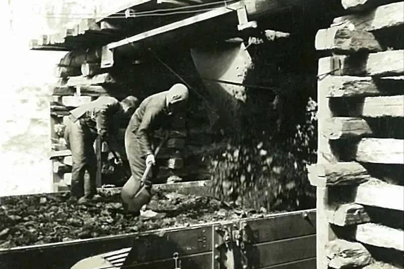 山西大同万人坑历史还原,大同万人坑历史什么时候发现的