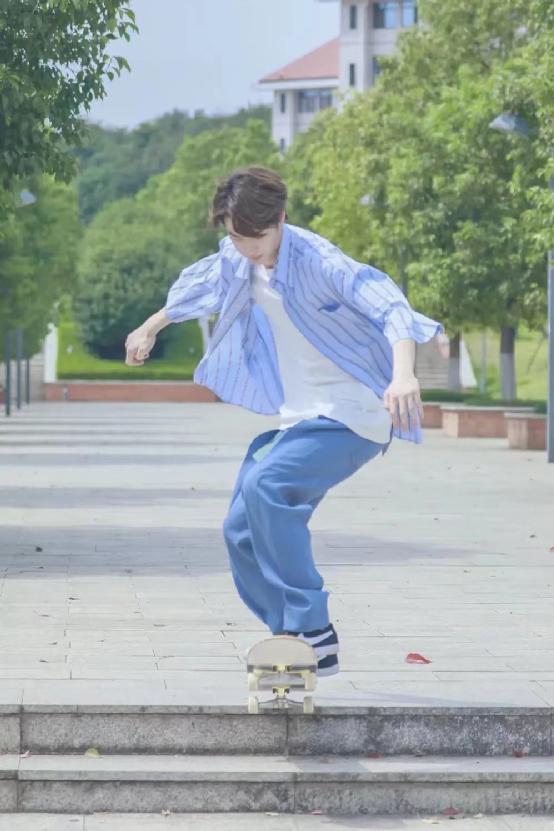 陈情令王一博爆红,陈情令王一博永远都是仙气飘飘