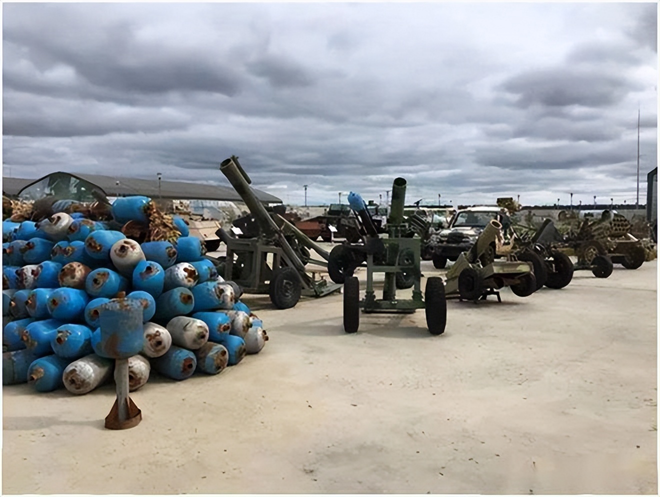 美军藏了多少战机军舰,美军在中国建有多少个兵工厂