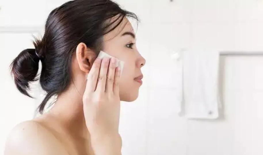 十大公认最好用的精华水,大牌美白淡斑精华排行榜10强