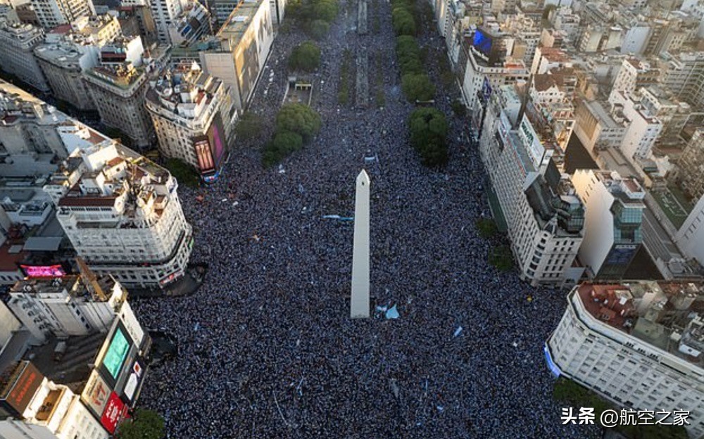 梅西飞机最新消息,梅西从法国飞机飞回阿根廷