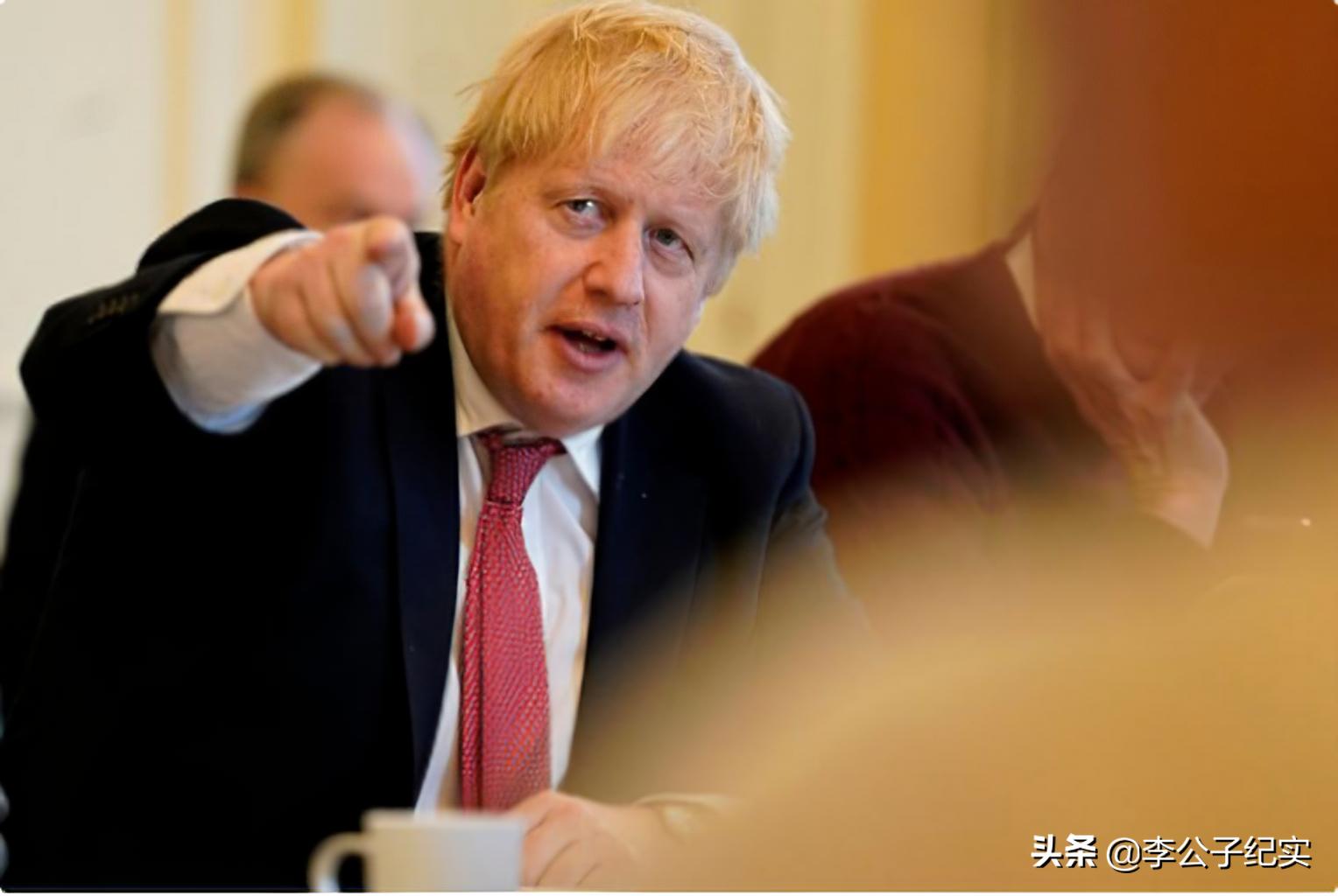 英国首相辞职日本首相被杀,英国首相宣布辞职后首次公开露面