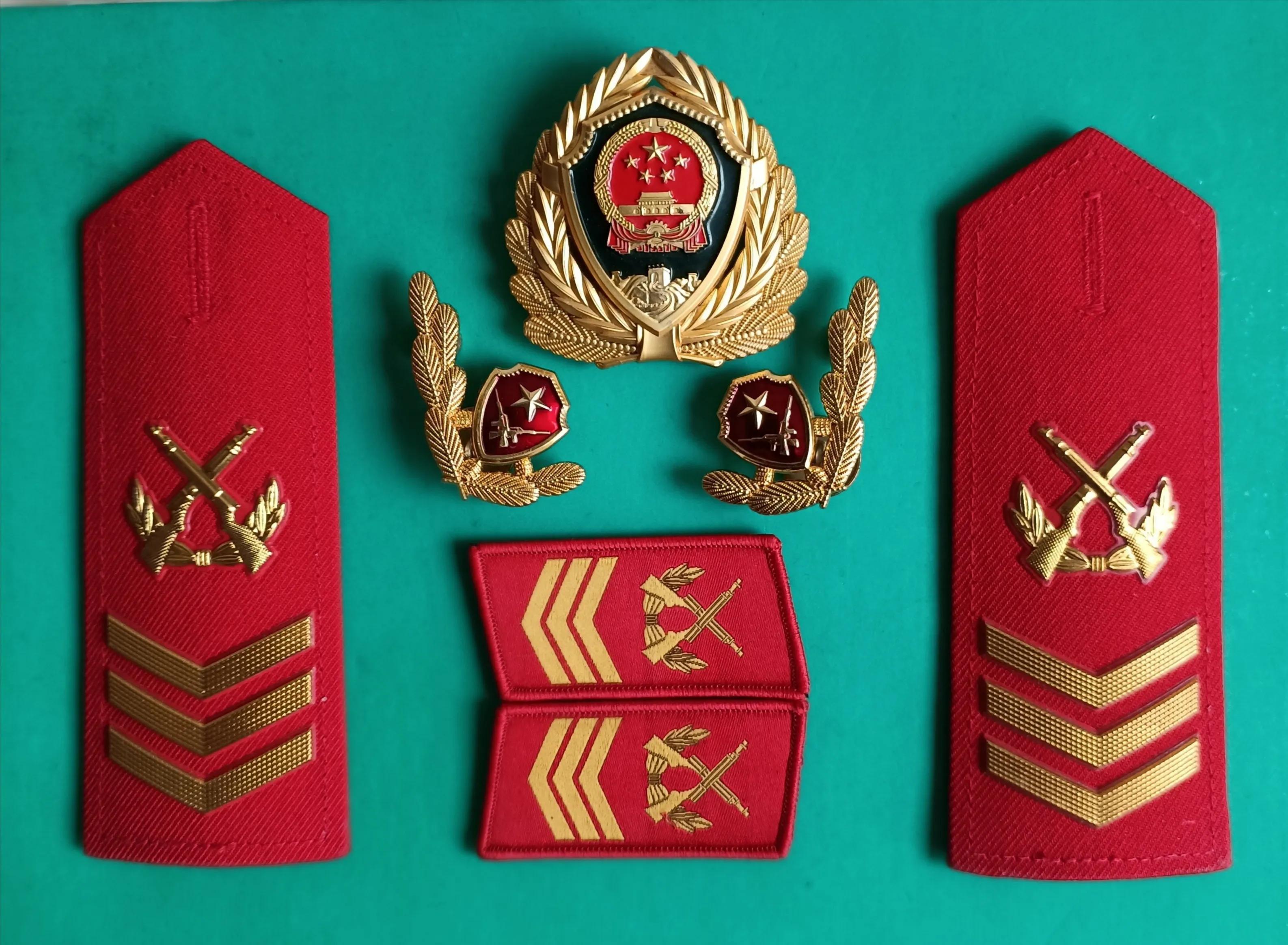 毛启国：*警武**07式警衔肩章图鉴