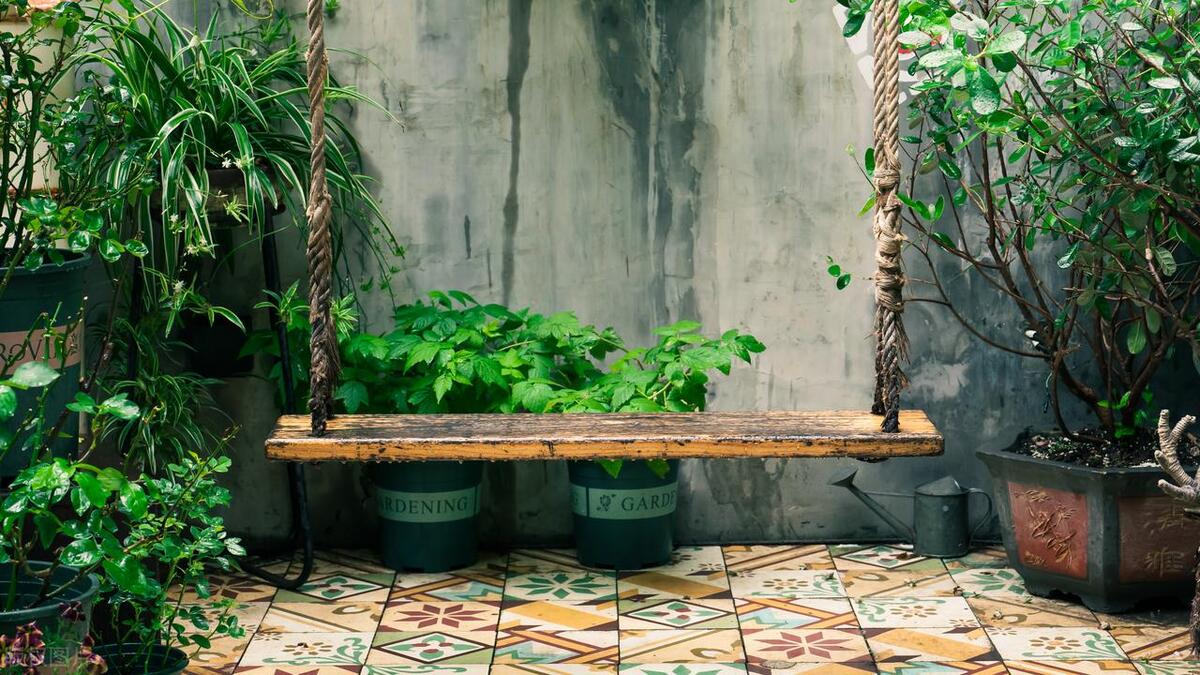 现在的一楼带花园房子怎么样,后悔没有买一楼带花园的房子