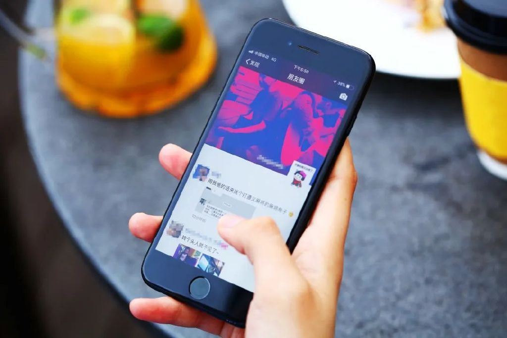 为什么qq比微信先出来还很全面,为什么现在qq还不如微信