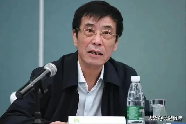 官媒-国足的春天来了，选帅基本确定，无悬念！