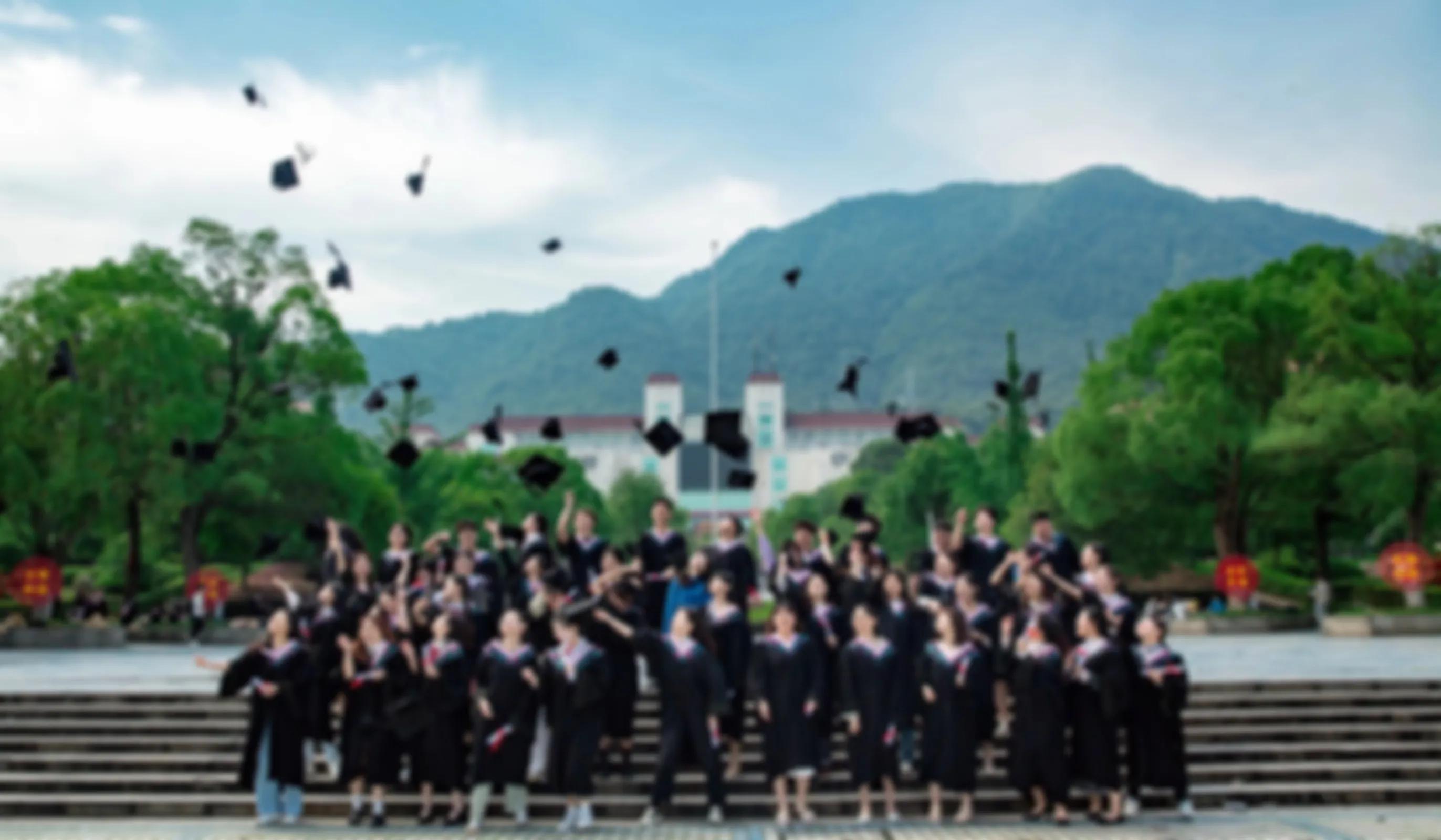 四年栀花开，我们终究离别