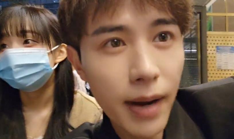 童锦程酒吧开幕,童锦程酒吧营业现场火爆