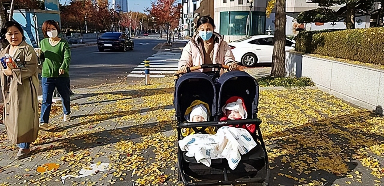 山东妹子嫁到韩国生双胞胎,山东姑娘嫁到韩国生下双胞胎