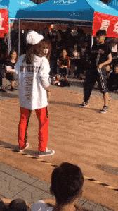 女友今年都二十三了，还是这样，是不是没救了哈哈哈好尴尬