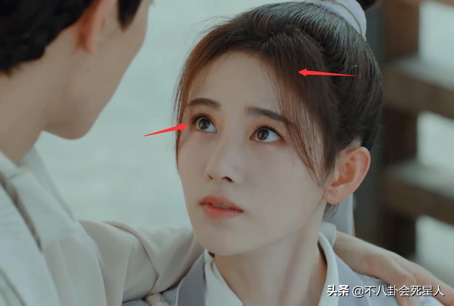 鞠婧祎8大离谱妆容：吐血不敢弄花半永久妆，守丧也要浓妆涂红唇