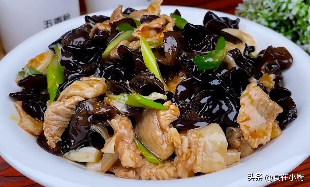 怀孕初期补黄体酮的食物有哪些,富含雌激素和黄体酮的食物有哪些