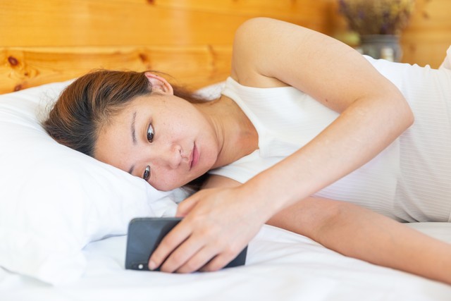 我的不检点闺蜜来避难，不料令男友十分尴尬