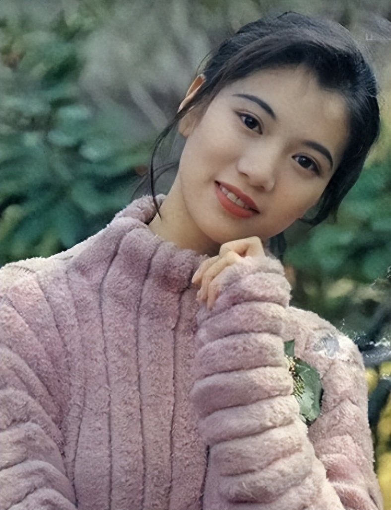 狂野夜晚：张凯丽与罗兆辉的惊人秘密揭晓！