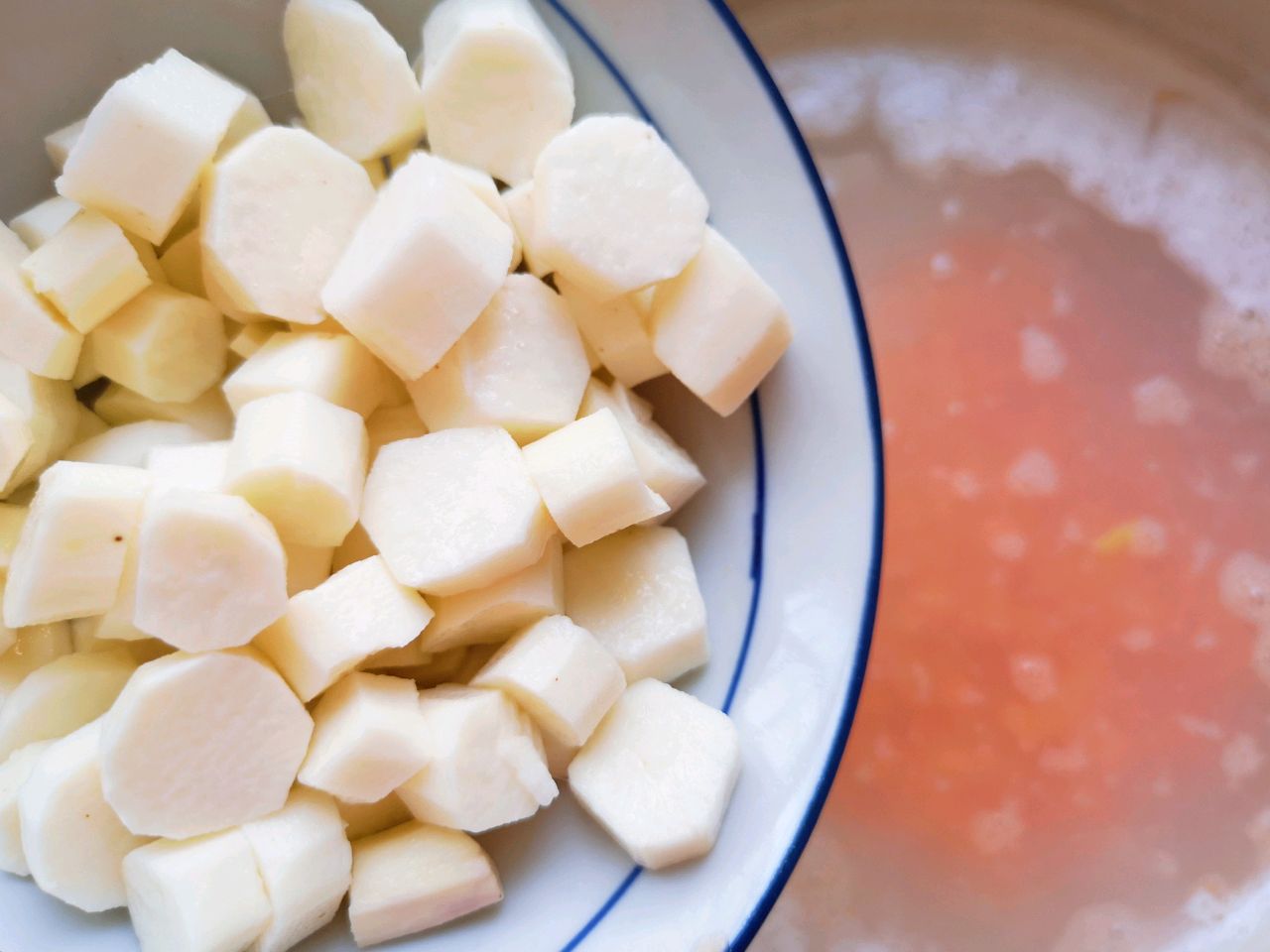 苹果小米胡萝卜山药粥有什么功效,家庭版山药玉米胡萝卜粥做法