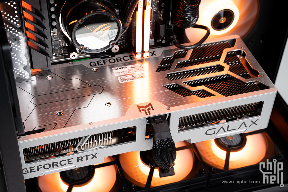 华硕tufgaminggt502弹药库白色,华硕gt502机箱黑橙搭配