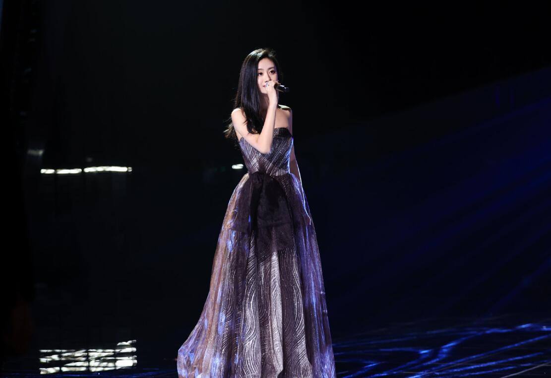 蔡子伊伍珂玥颜值实力大对比,蔡子伊和伍珂玥什么关系