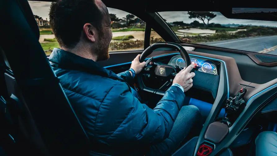 *博兰**基尼纯电SUV开起来怎样，TopGear首试1350马力*博兰**Lanzador