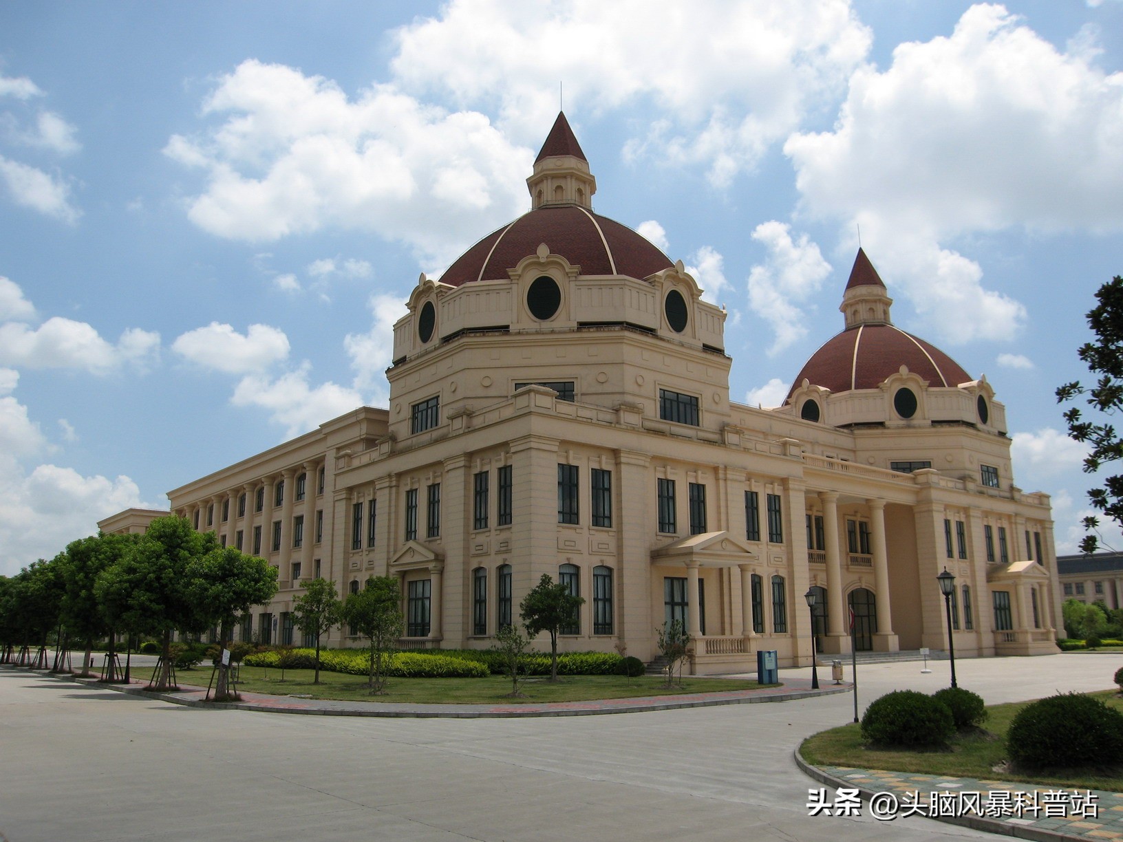 大学城二十二：上海外国语学院（上海）概况及报考须知