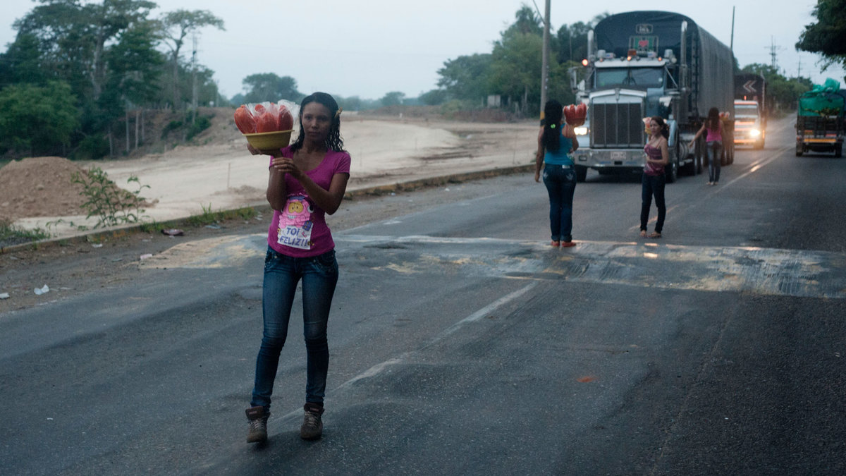 运输成本36元/公里，在哥伦比亚开卡车堪称公路版绝地求生