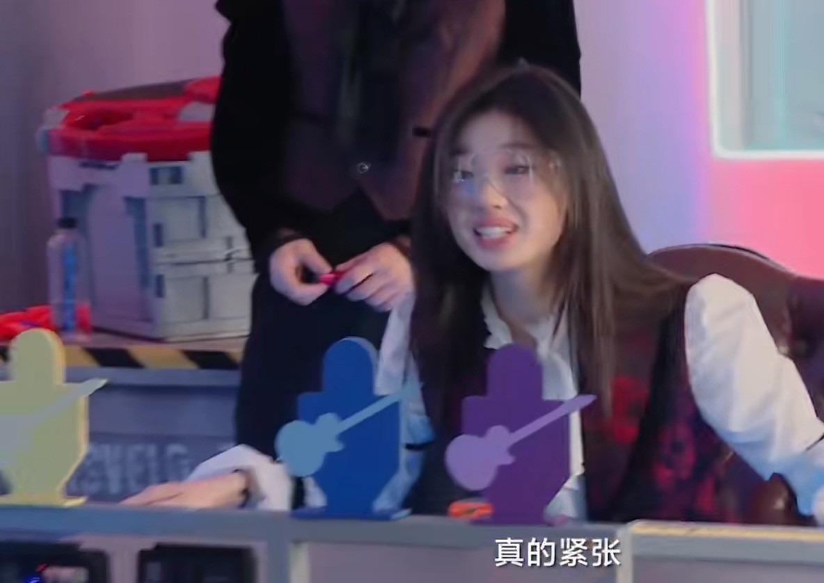 跑男生态篇这期撕名牌环节,跑男综艺游戏片段