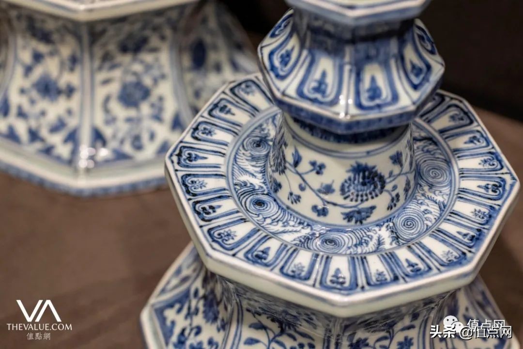 乾隆官窑精品瓷器一对,乾隆御制的珐琅彩八仙过海拍卖价