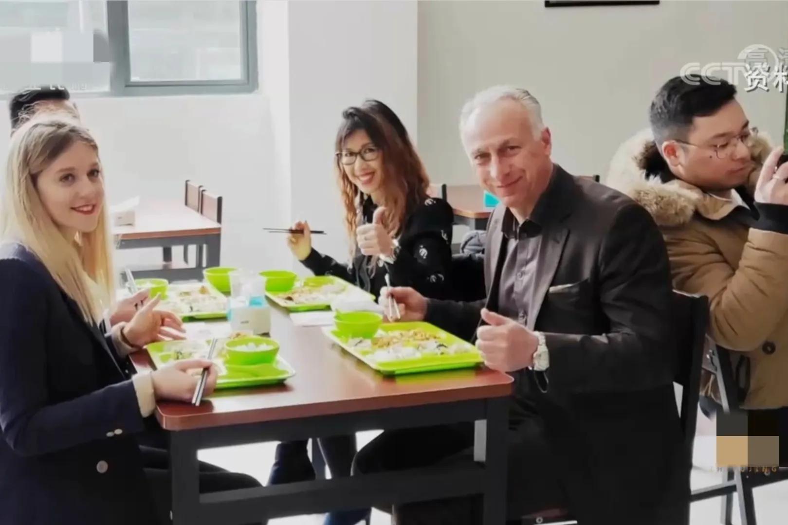 200亩荒山变成聚宝盆,愚公移苍山荒山化作聚宝盆