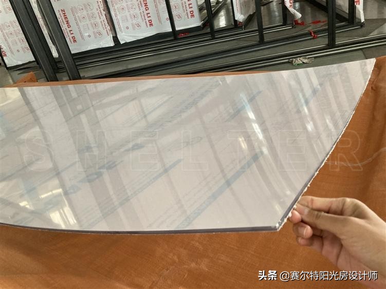 阳光房玻璃与聚碳酸酯板价格比较,pc板阳光房价格