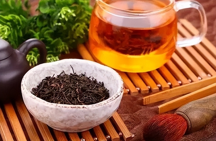 更年期的女人喝什么样的养生茶,更年期女性适合长期喝的茶