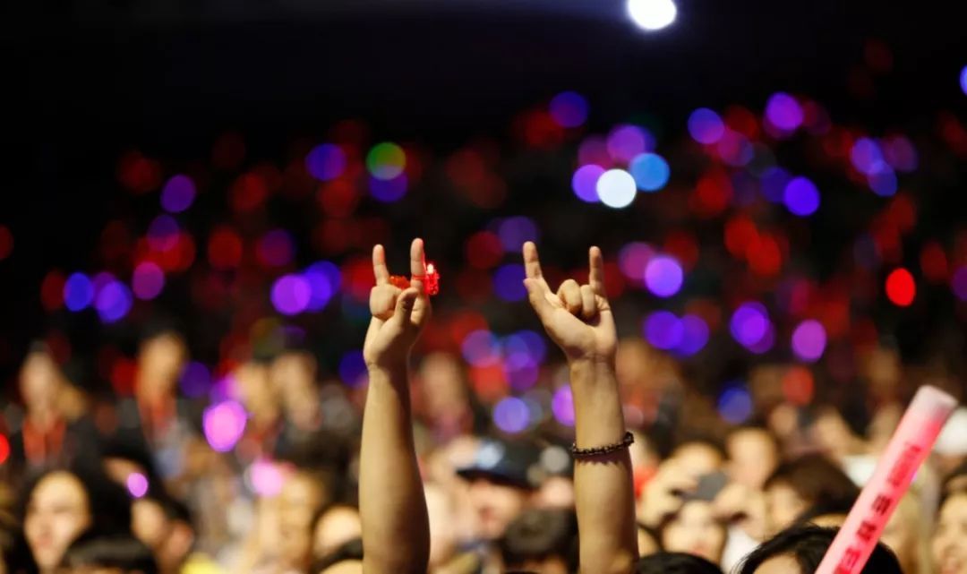 英国结石姐,英国结石姐演唱视频