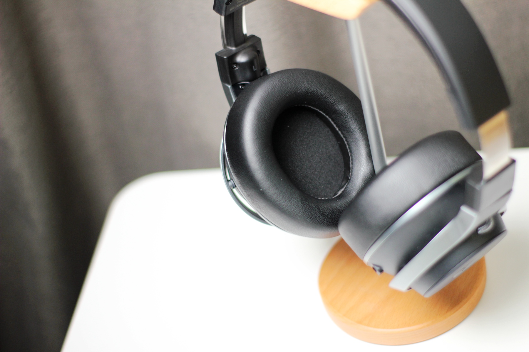 涔岄緹娴峰哺stealth鍒哄700浜屼唬,涔岄緹娴峰哺pro鑰虫満娴嬭瘎