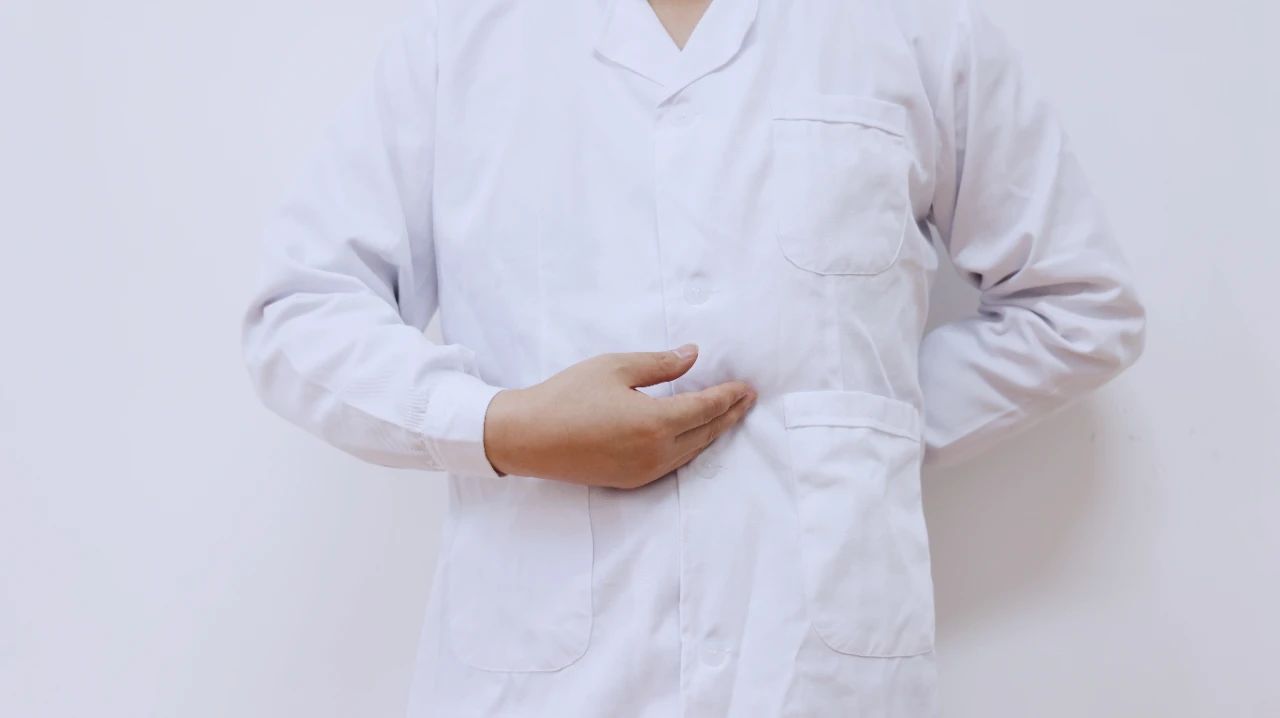 睡觉就胸口发闷心慌呼吸不上来,胸口发慌呼吸不顺畅